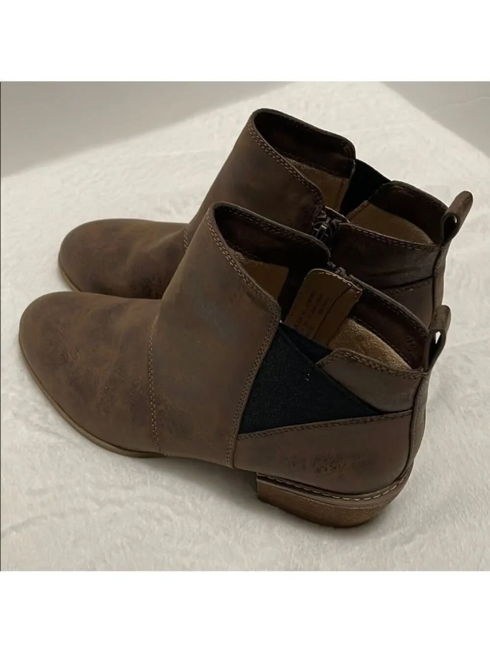 NWOB Soul Naturalizer Brown Ankle Boots Sz 8.5W